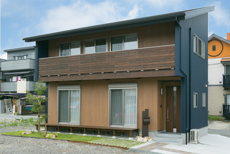 小さく建てて、豊かに暮らす木の住まい