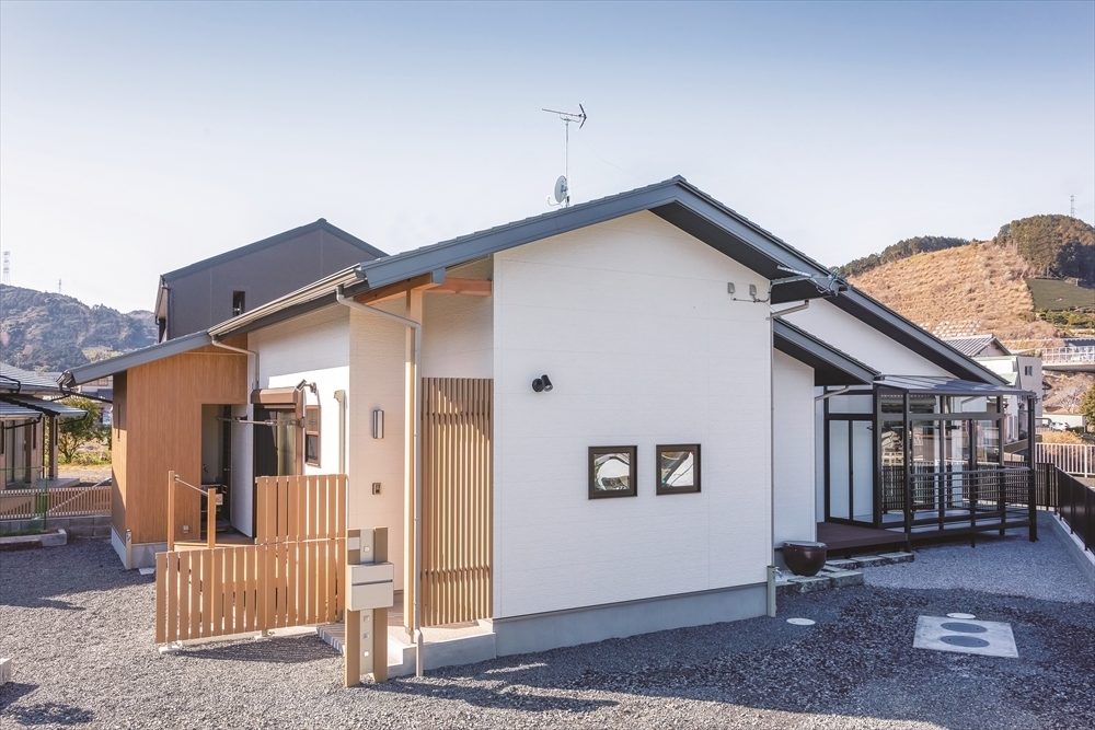 毎日を快適にするママ楽動線の平屋 - 施工事例 土間のある家の福工房